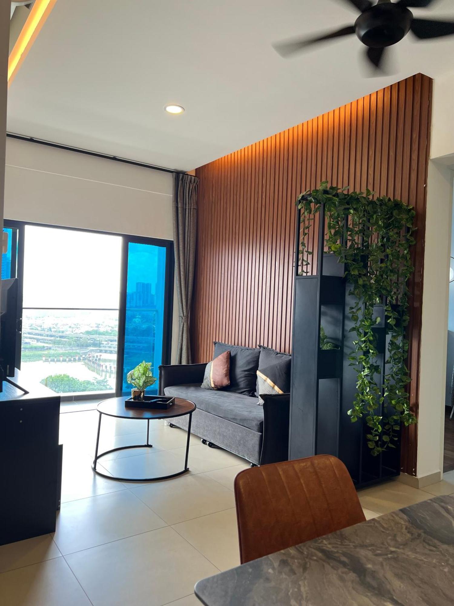 Reizz By Sweet Aparthotel *